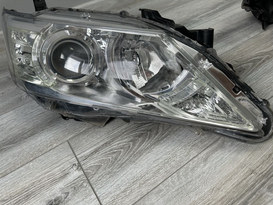 Фары передние Тойота Камри 50 европеец