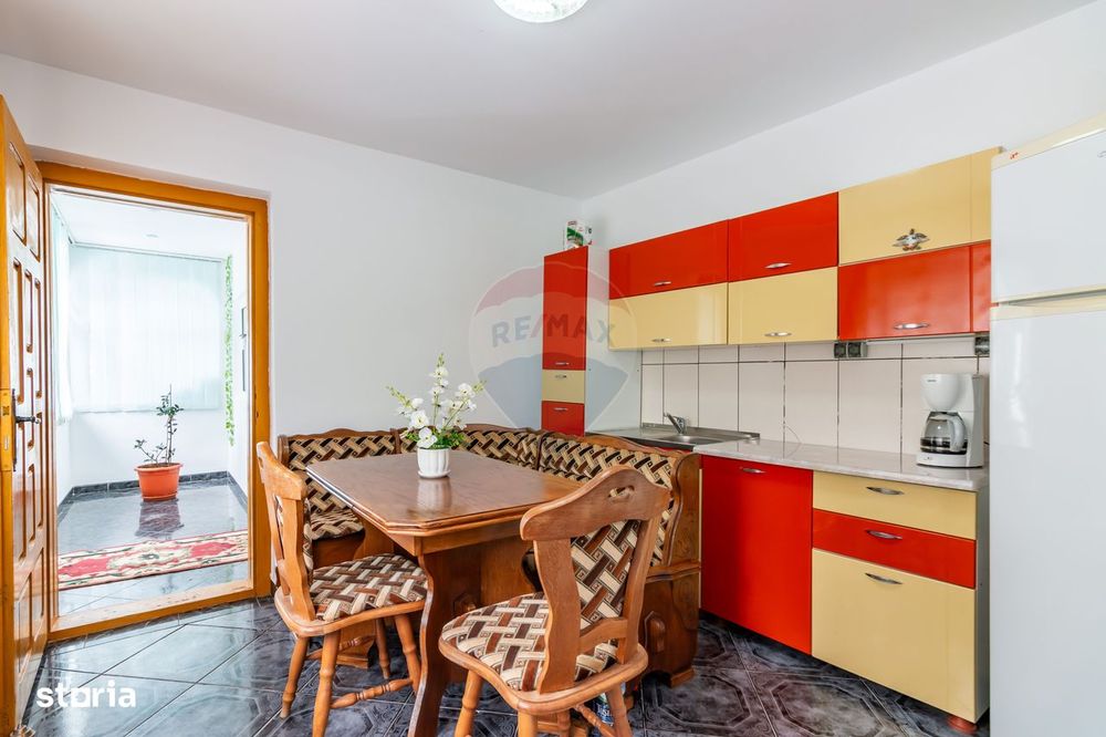 Casă / Vilă de vânzare Picior de Munte, Dambovita