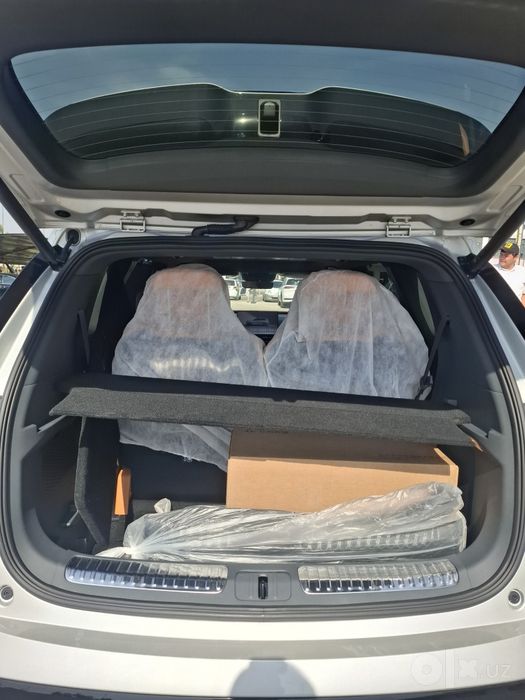 Dongfeng 008 restayling Hybrid