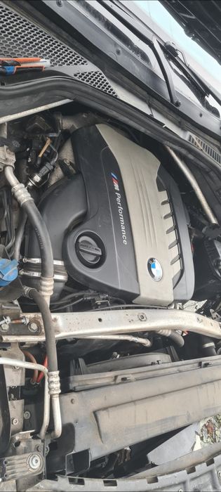Motor bmwf01  f10 f15 50d 381cai N57D30C