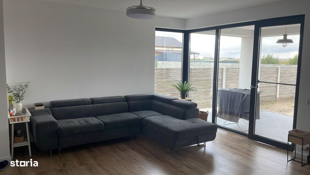 Duplex modern 4 camere, dressing,  2 bai, Mosnita Noua