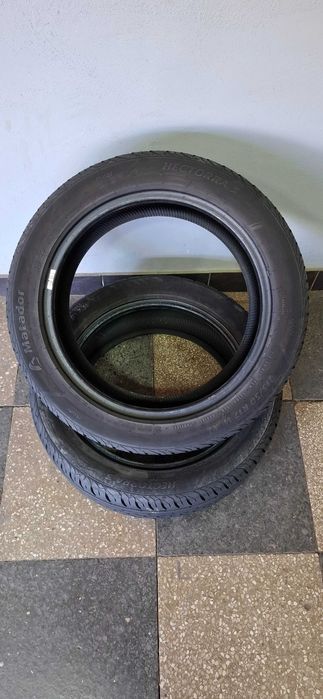 2бр. 215/50/17 Matador 6.8mm грайфер, дот 21г. - - -