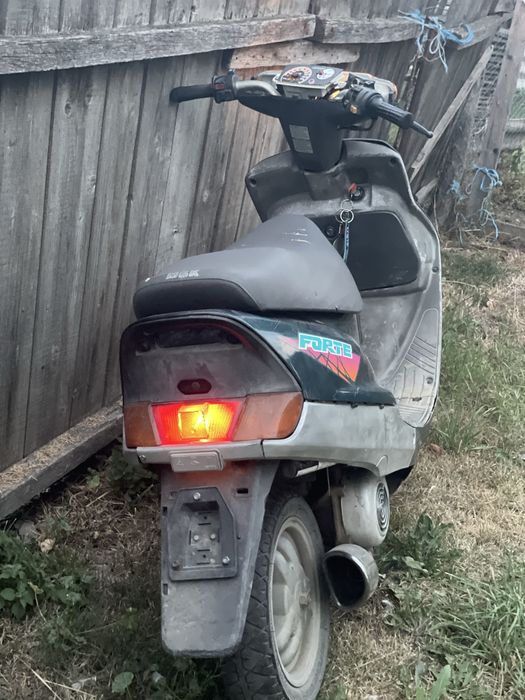 Vand scuter yamaha forte mbk fac schimb cu un kukirin g2
