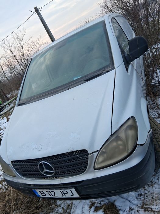 Far stanga Mercedes Vito W639 2006