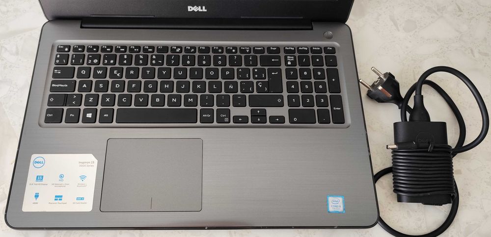 Dell Inspiron 5567-Intel i5-7200u-ddr4