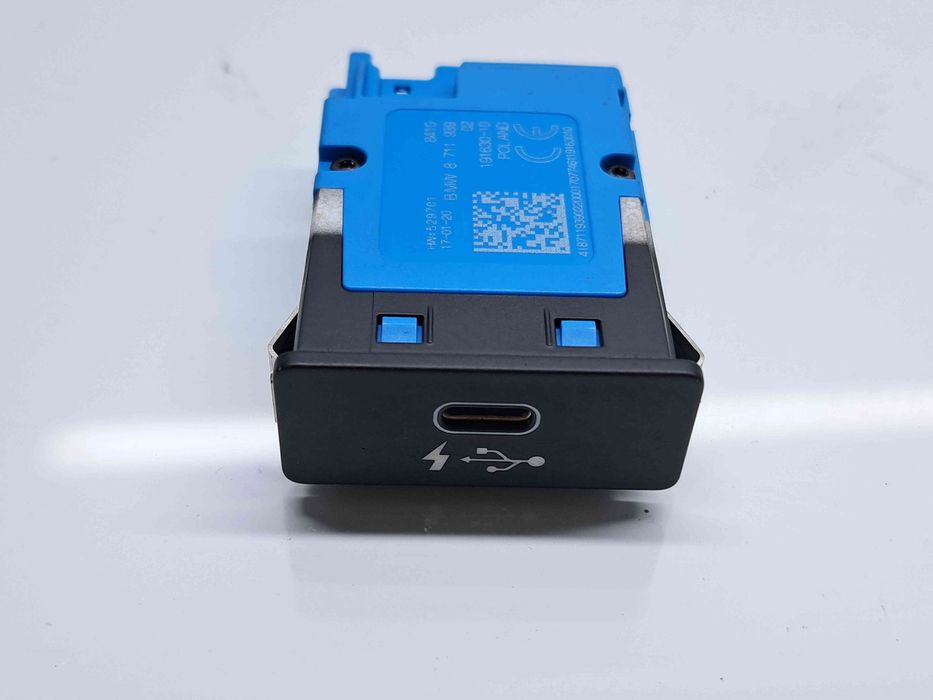 Conector auxiliar USB Bmw 3 Saloon (G20) [Fabr 2018-2025] 8711939-02