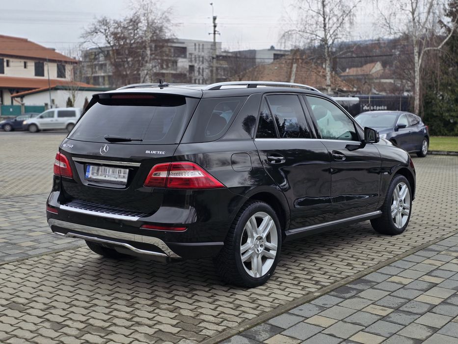 Vând urgent urgent ml 250 Bluetec 2013