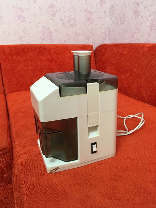 Продам соковыжималку