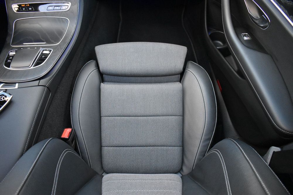 Mercedes Benz E 300 4 Matic 9 G-Tronic