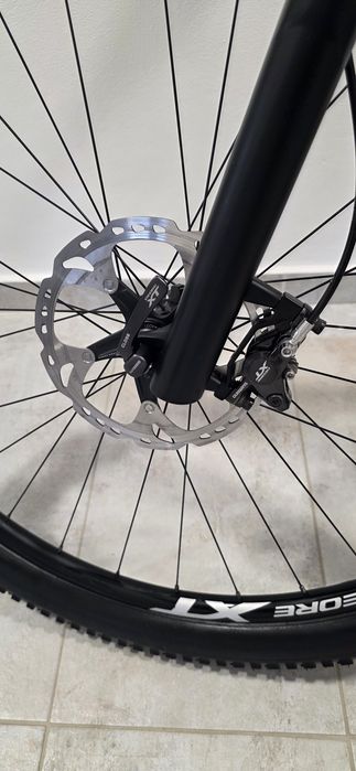 Cube Hardtail – Full Shimano XT (inclusiv roți) – Stare excelentă