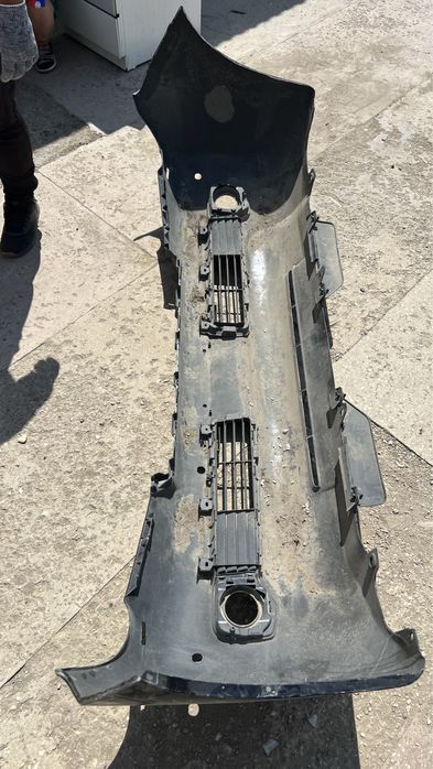 Продам бампер прадо 150