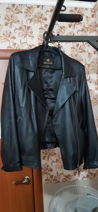 Продам кожанную куртку