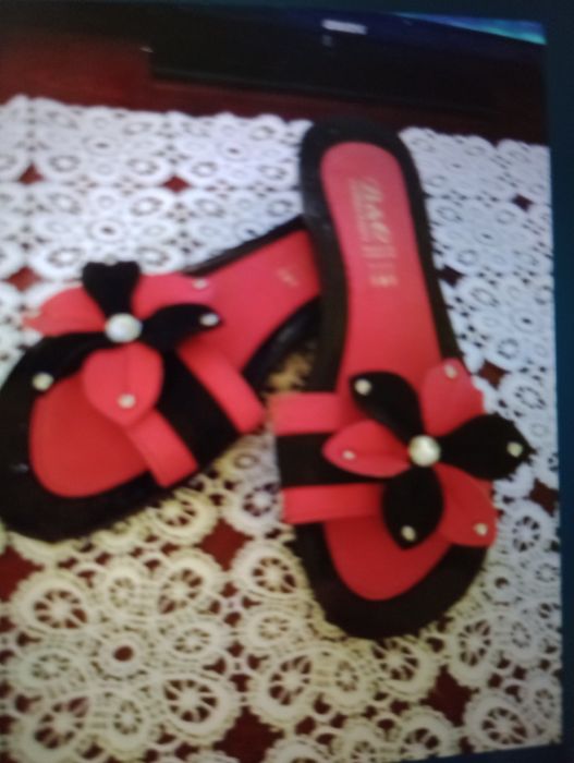 Pantofi, sandale ,modele diferite, papuci,