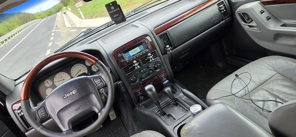 Jeep grand cheroke  crd 2.7 2004
