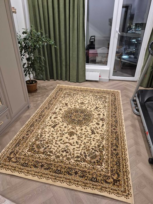 Ковер в отличном состоянии, шерстяной