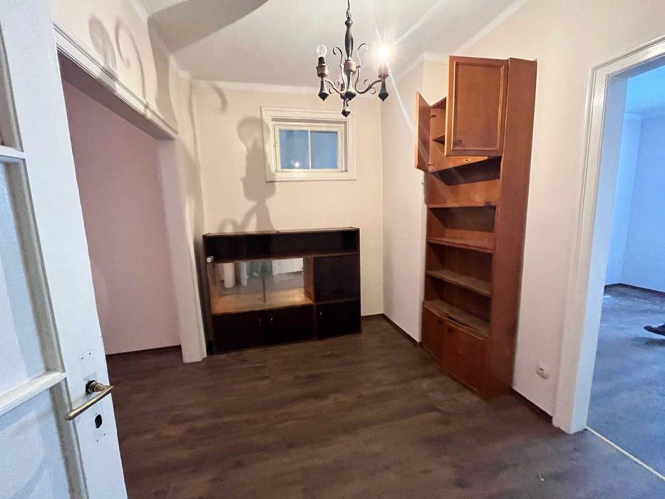 Продава се Двустаен апартамент в София, Център - 60 кв.м за 2317 €/кв.м - Снимка #1