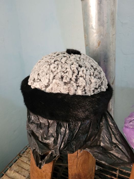 Qarakul kepka telpaklar sotiladi