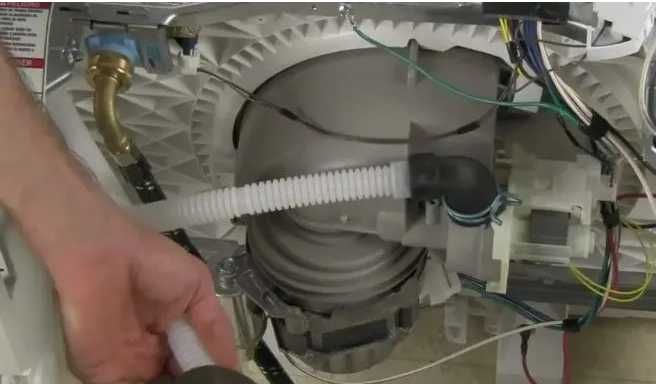 ремонт на дому , посудомоечных, сушильных  стиральных машин