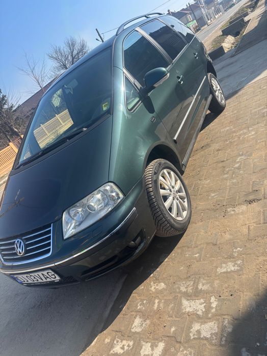 Vând sharan prim proprietar preț în euro