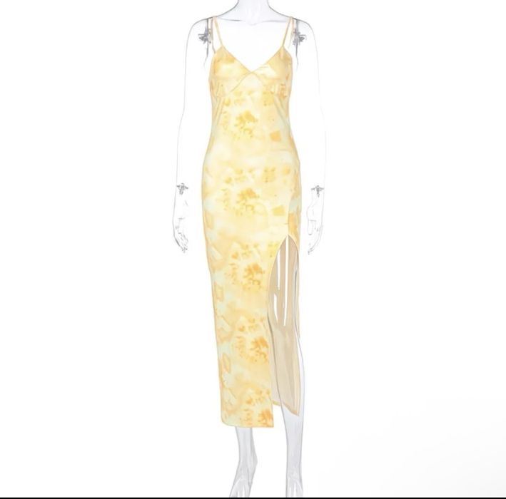 Платье летнее длинное с вырезом