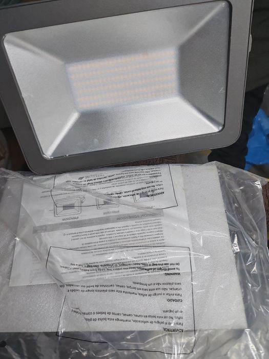 Proiector Led Flood Light, 100 W, 108 led, A++, IP66, lumina alba,NOU