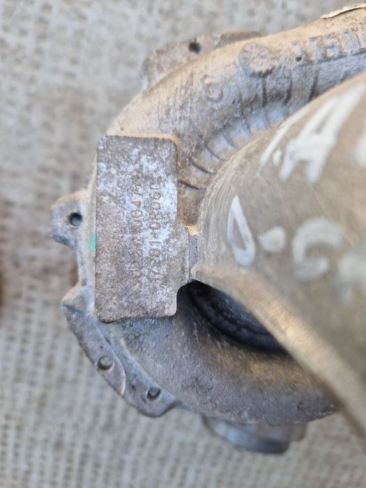 Turbina Toyota Avensis 2.2 D-CAT 2014