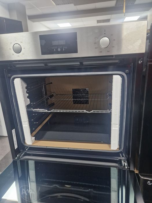 Фурна за вграждане NEFF нова