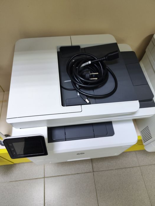 Продам принтер мфу hp xerox
