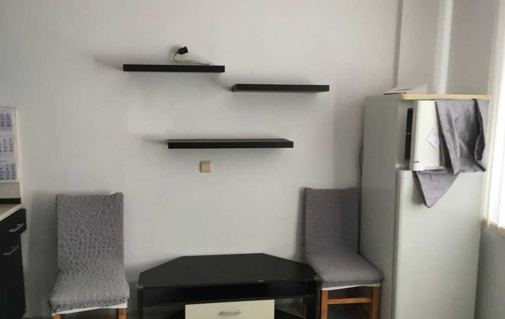 Дава се под наем Двустаен апартамент в Бургас, Меден рудник - зона Б - 50 кв.м за 76.5 € - Снимка #4