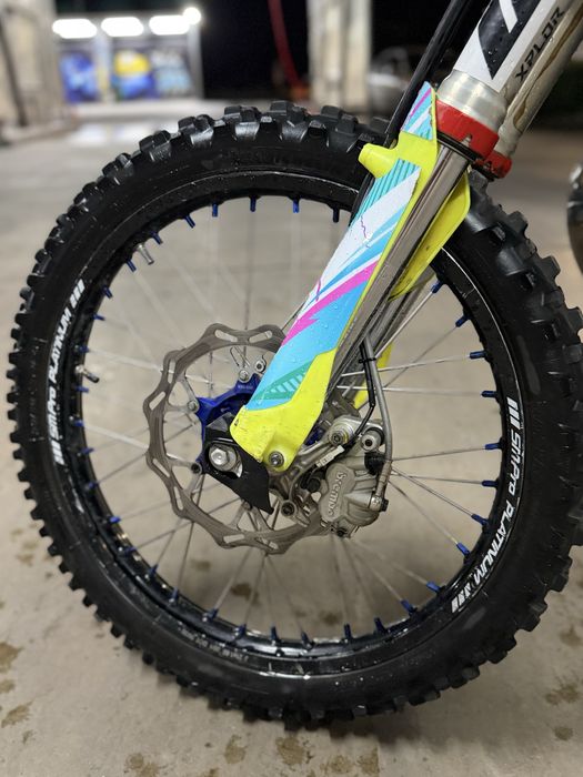 Ендуро Мотор Husqvarna te300