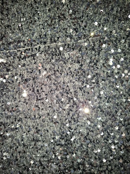 Страхотна рокля с пайети