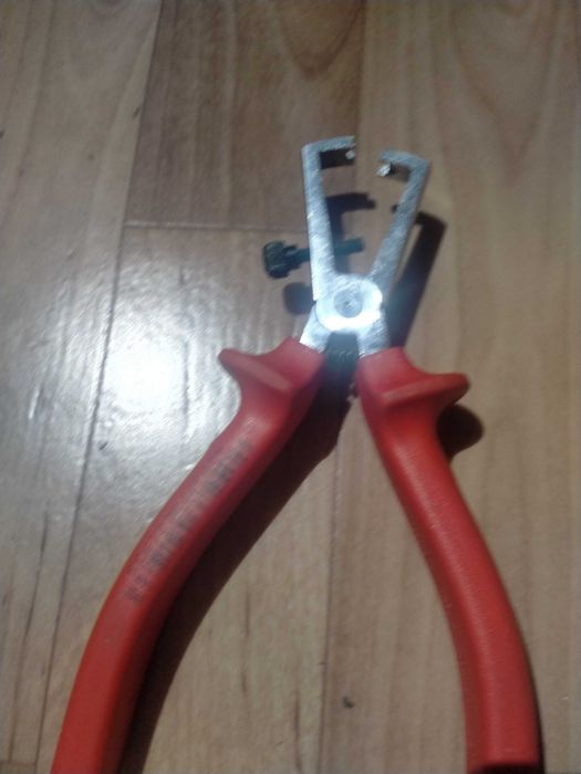 Инструменты Knipex