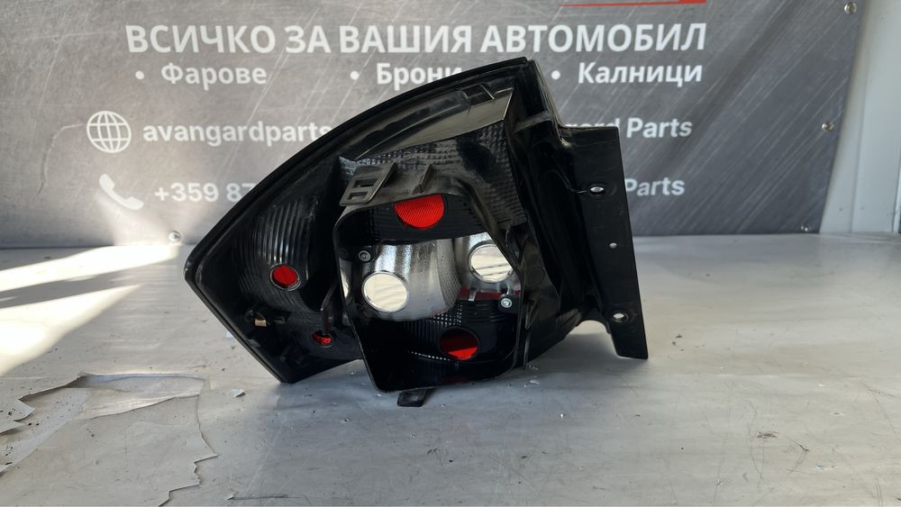 3 броя десен и 1 брой ляв стоп Skoda Fabia 3