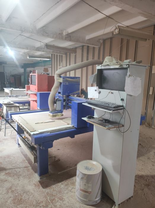 Фрезерный станок с ЧПУ