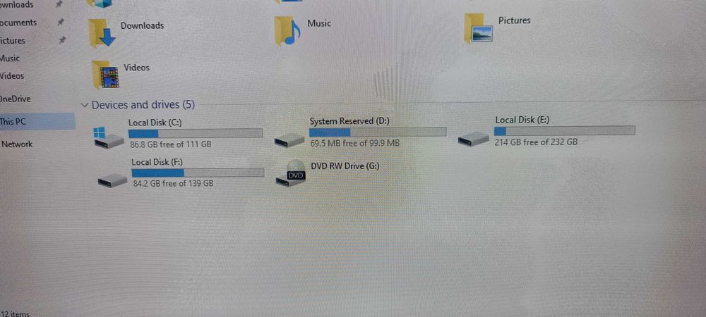 Продавам компютър / работна станция / сървър с Xeon W3550