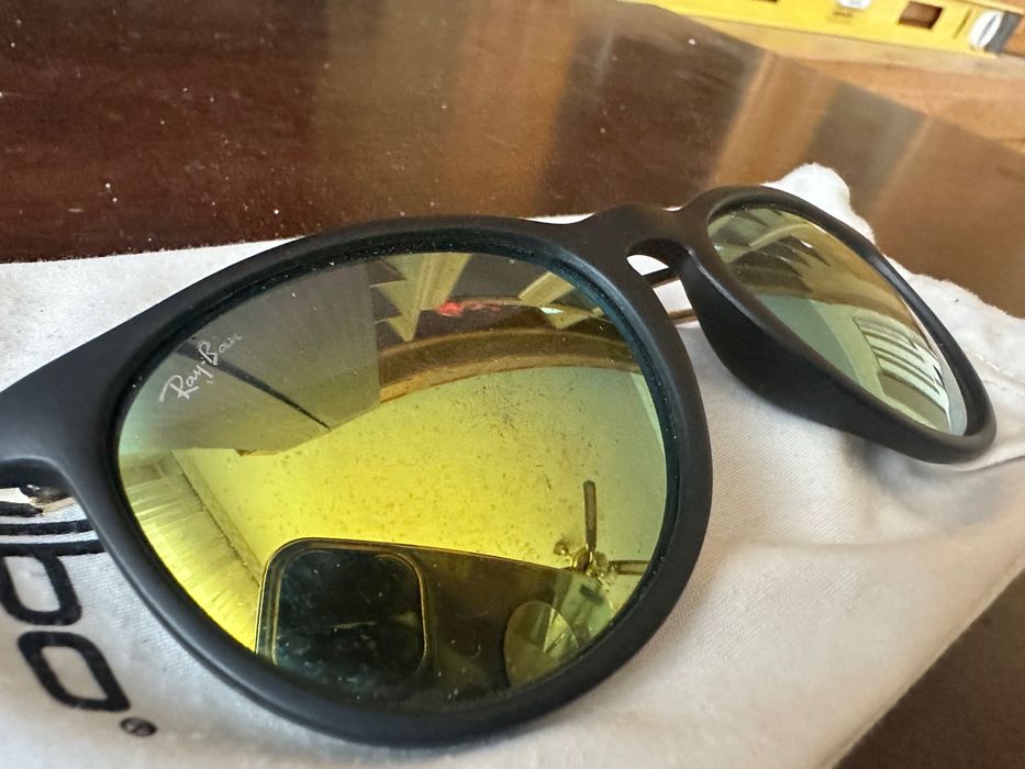 Слънчеви очила HAWKERS + подарък