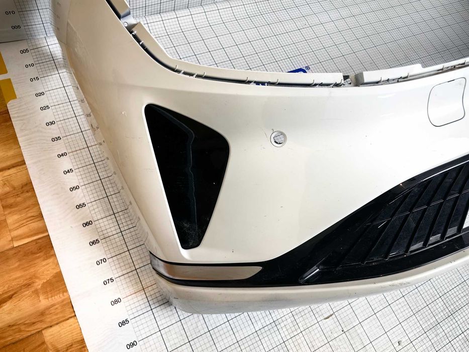 Dongfeng eπ008 Передний бампер в сборе original used parts  В наличии
