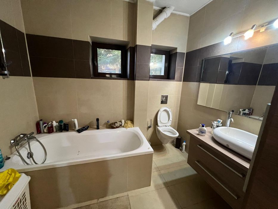 Ofer servicii de curățenie profesionala la domiciliu