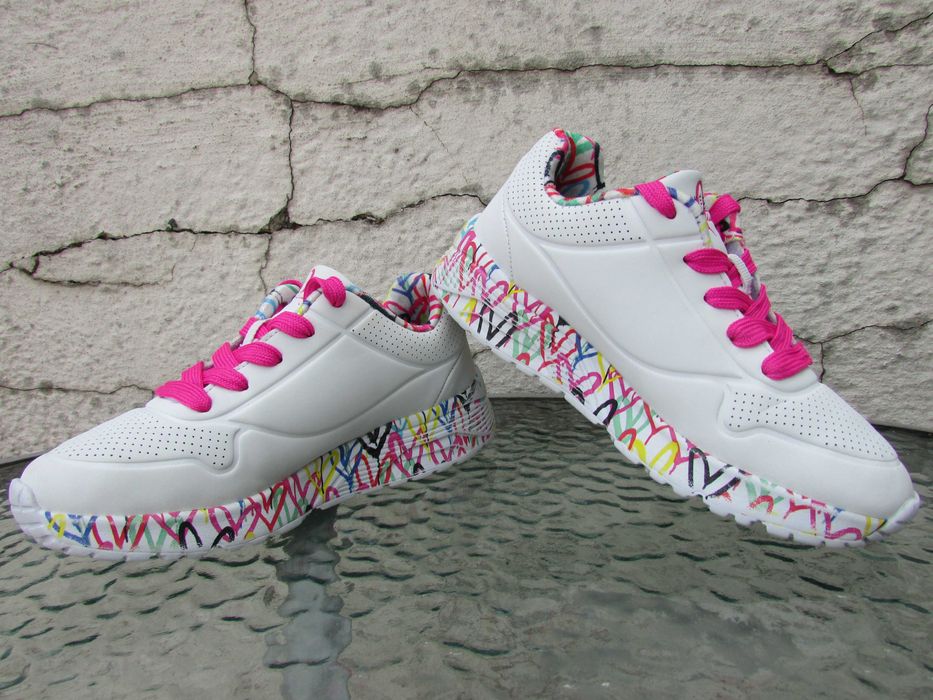 Детски маратонки Skechers Uno Lite Lovely Luv