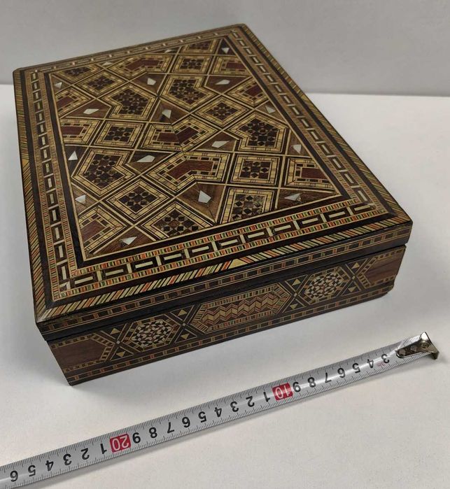 Разкошна Голяма КУТИЯ ЗА БИЖУТА СЕДЕФ Интарзия