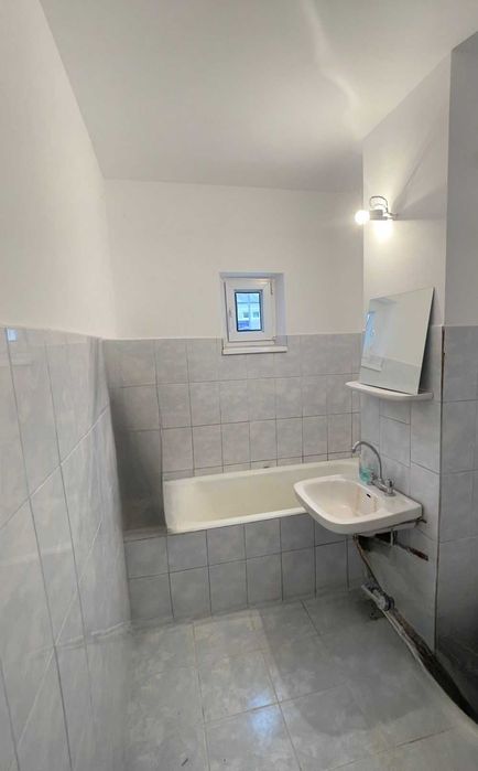 Apartament 2 camere, 43 mp, parter – zona Stadion