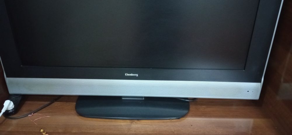 Телевизор Elenberg