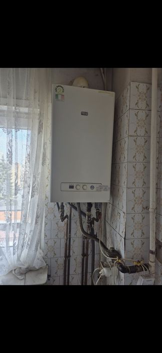 Inchiriez apartament 3 camere