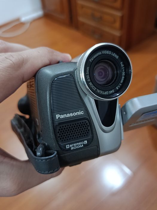 Cameră Video Panasonic NV-GS17 MiniDV 24x Zoom Made Japan Camcorder