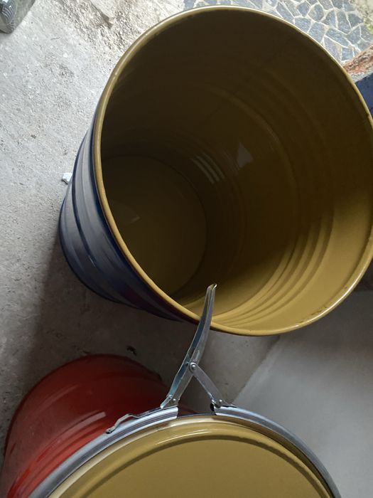 Butoaie 200 l vopsite interior