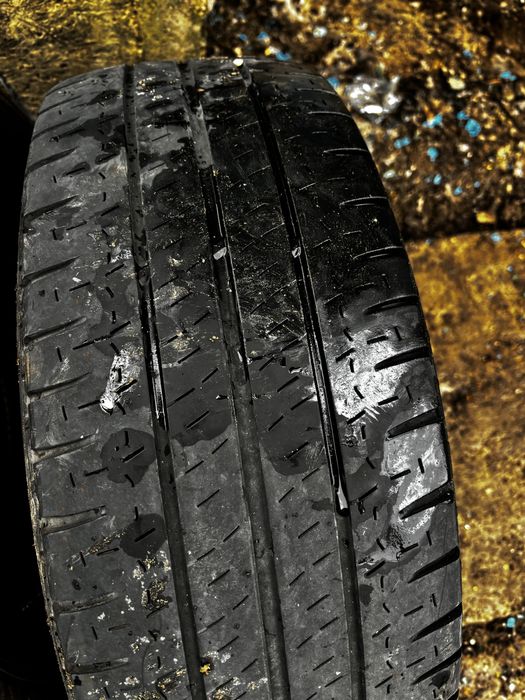 Бусови гуми 4 броя