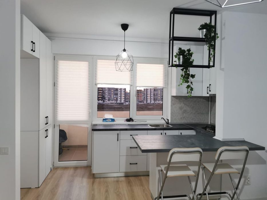 Studio dublu 50 mp 6 min metrou Berceni , Centrala , Parcare inclusă