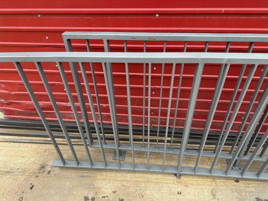 Balustrade metalice zincate si vopsite electrostatic pe stoc 300lei/ml