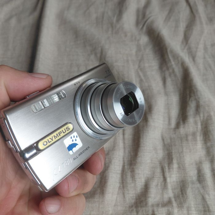 Цифровой фотоаппарат олимпус М 780