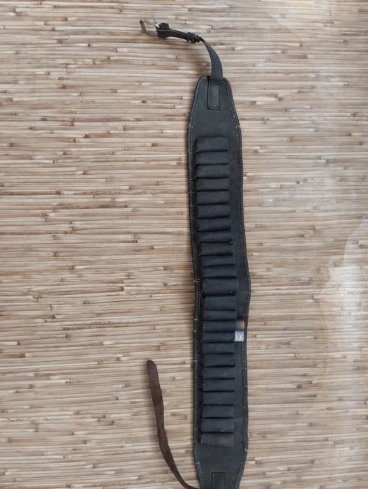 Продам кожаный .